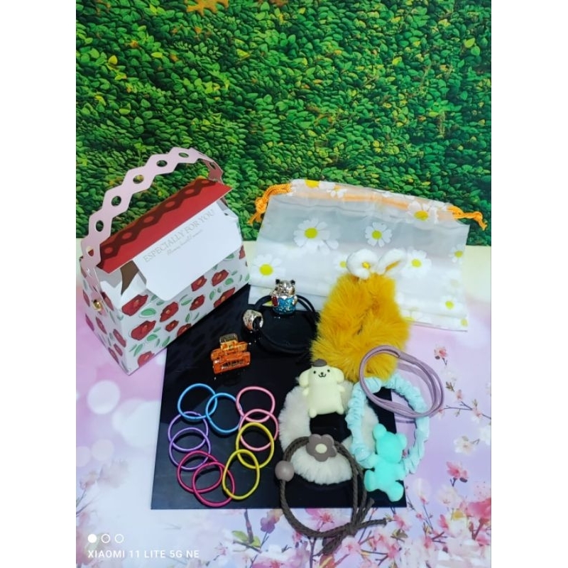 

Gift Set FlowerBag Packaging ¶ Bingkisan Hadiah BerMotif