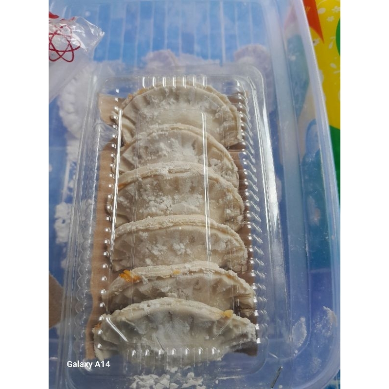 

Cireng isi ayam pedas vakum isi 10pcs