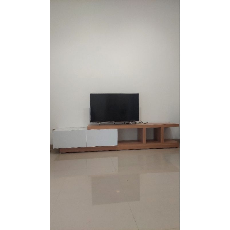 Meja TV Furniture Lapis HPL