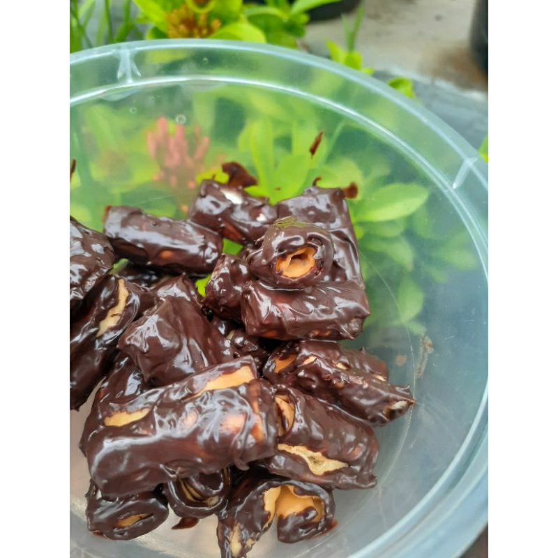 PANGSIT LUMER camilan pangsit coklat  lumer | damardjajan