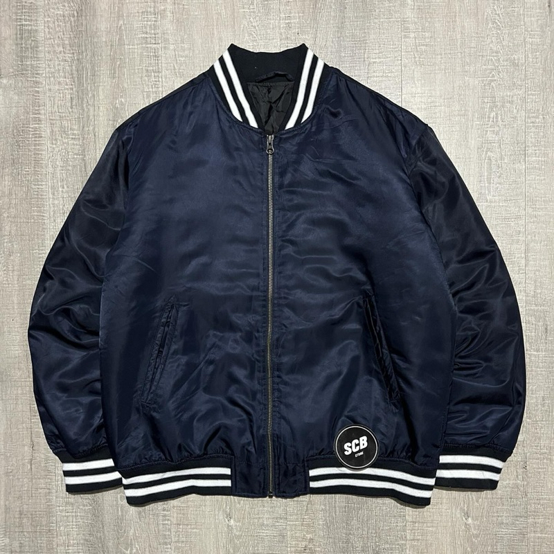 Gu uniklo varsity jacket