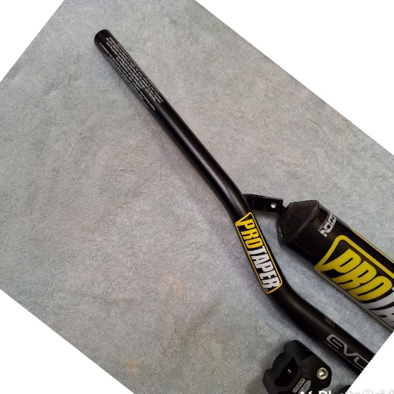 stang protaper model ori tebal punya set palang busa stang cocok untuk klx crf vixion cb beat street