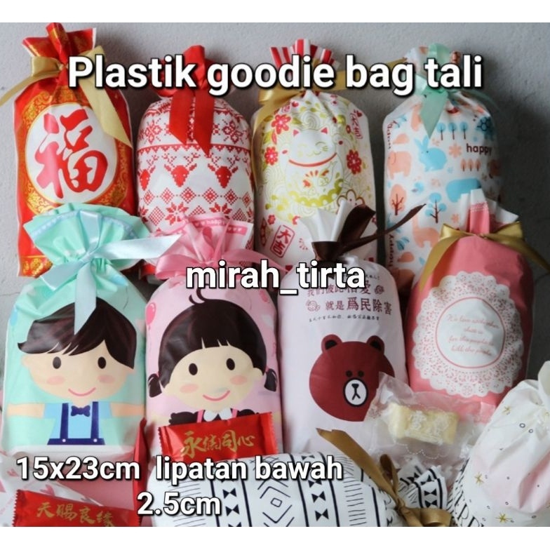 

10.10 FLASH SALE ❤10 Lembar ❤Plastik goodie bag .plastik permen serut. kantong permen serut. Plastik motif. kantong permen motif. kantong plastik serut. plastik goodie bag. plastik ultah. ulang tahun
