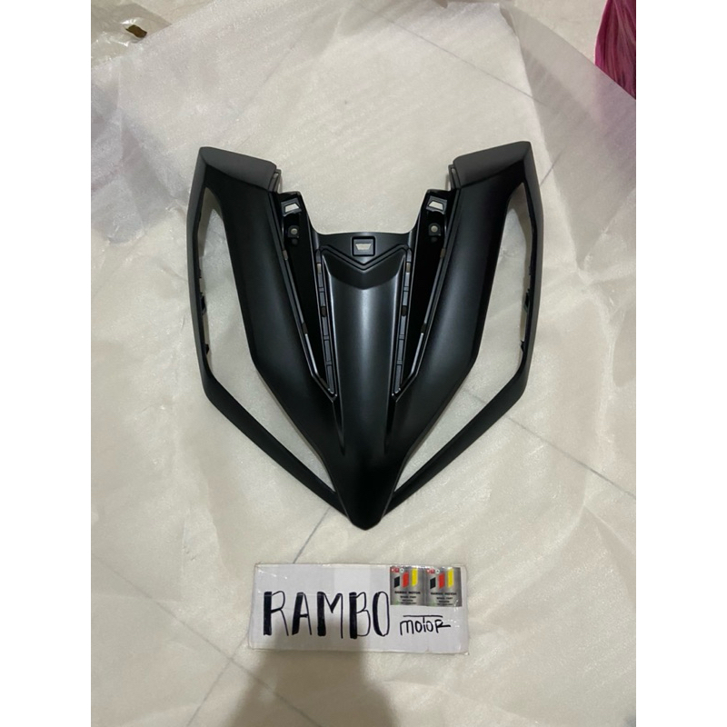 Cover tameng depan atau cover front Hitam doff VARIO 125 K2V original 64301K2VN30ZL