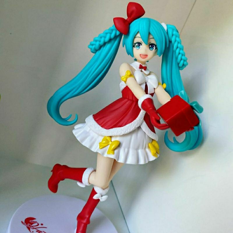 Action Figure Hatsune Miku Natal 2022 Figure Sega