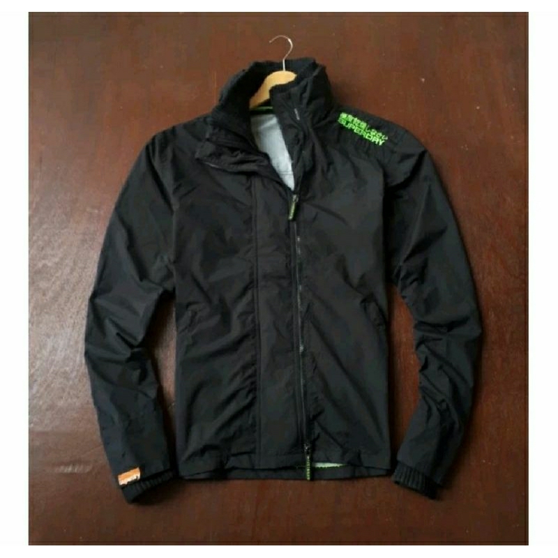 Jaket Superdry Windcheater