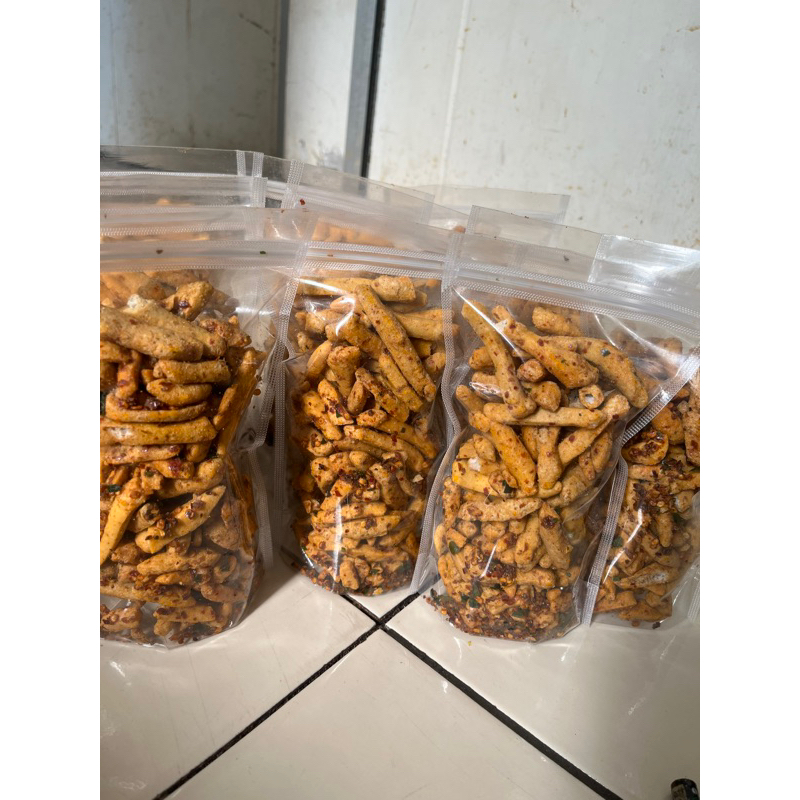 

basreng pedas daun jeruk ✨