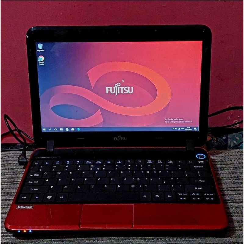 Fujitsu PH521 Ram 8GB Laptop 12"