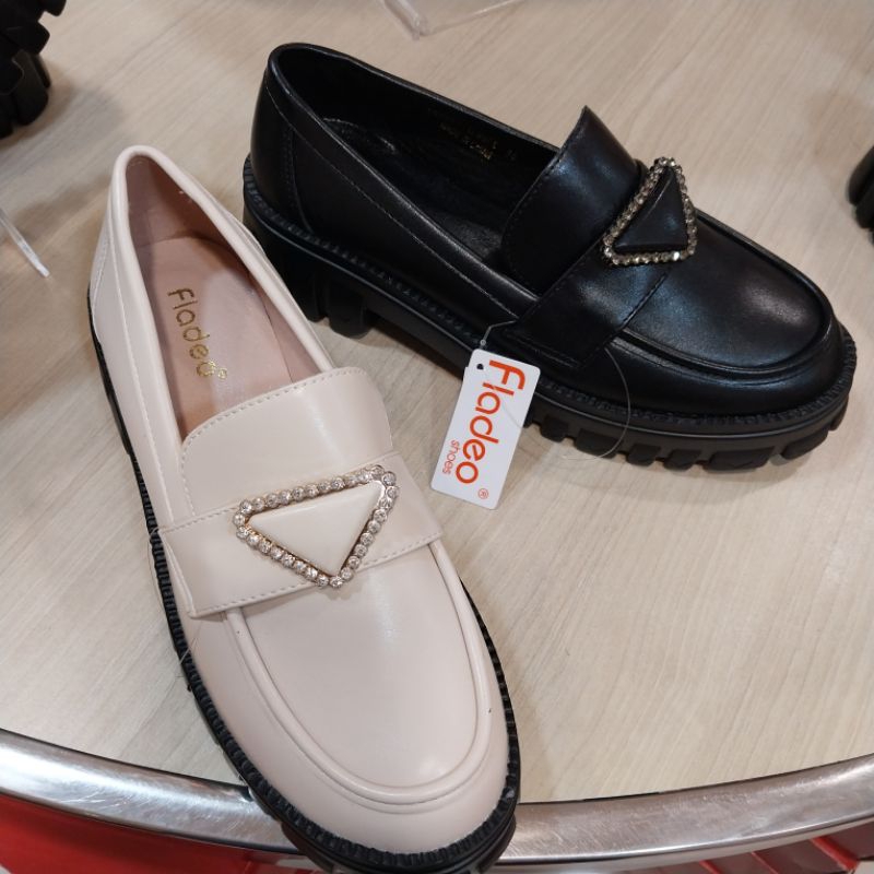 sepatu wanita loafer/docmark FLADEO ori