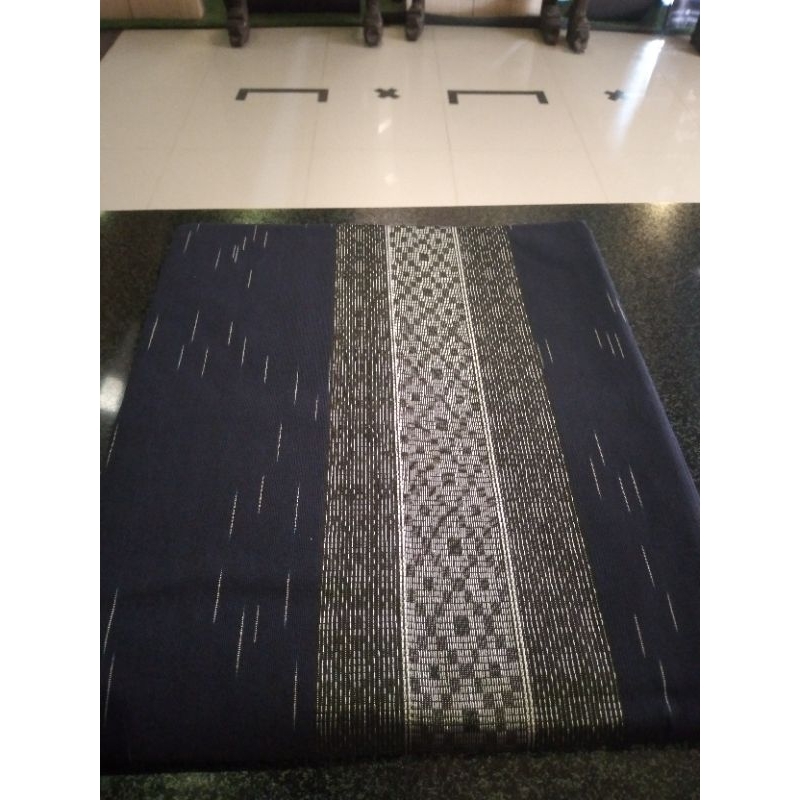 Kain tenun Kamen Hujan Gerimis ADH,