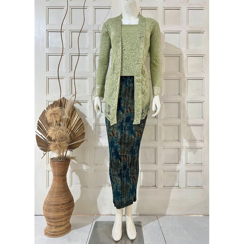 SETELAN KEBAYA BROKAT KUTU BARU/KEBAYA MODERN/KEBAYA KONDANGAN/KEBAYA ANAK MUDA/KEBAYA TERBARU/KEBAY