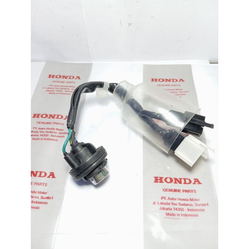 Socket lampu stop soket lampu belakang Scoopy Fi LED K2F Scoopy donat original