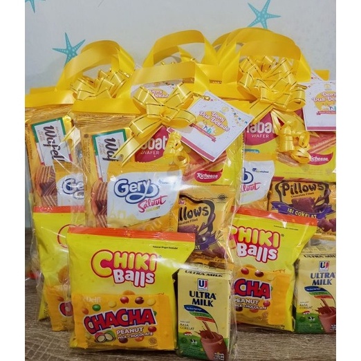 

KODE ETI903 Paket snack ultah anak tema KUNING (FREE CARD)