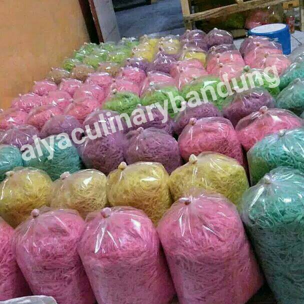 

[♜J12>] Arum manis / Rainbow 1kg Terjamin Bagus