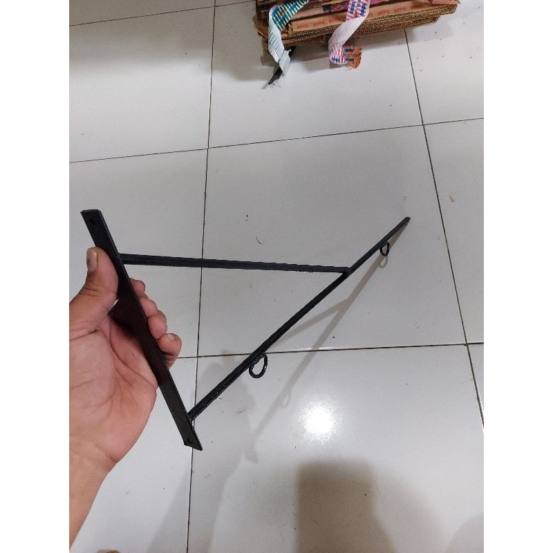 

Penyangga Papan Nama Besi Kuat