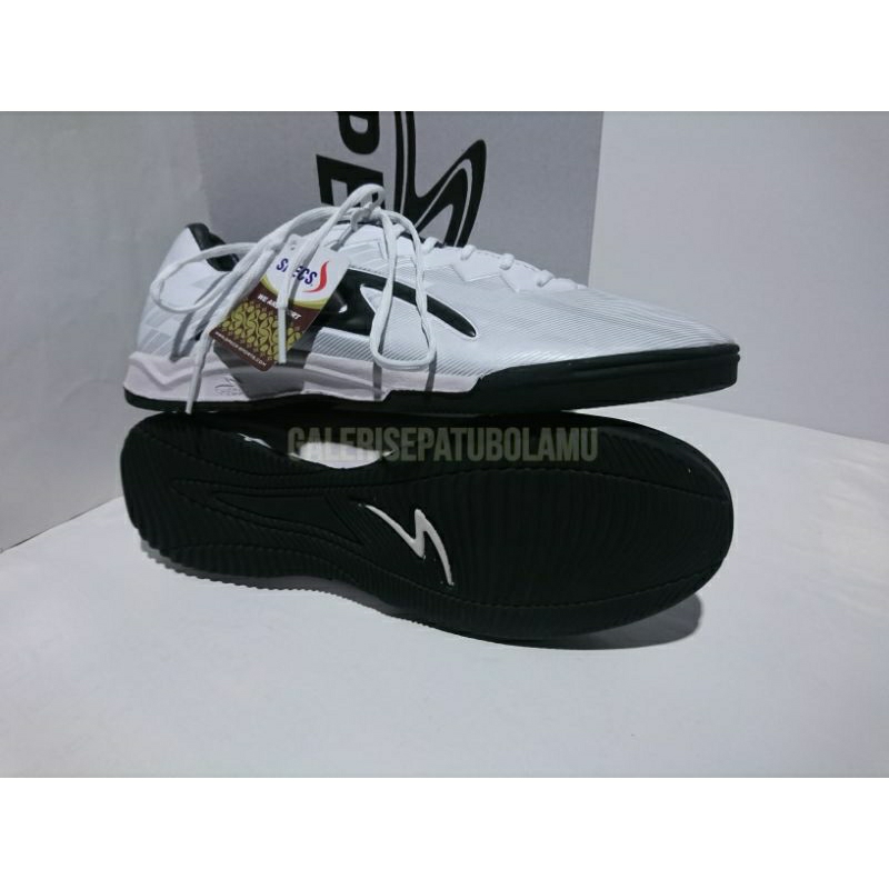 Sepatu Futsal Specs Infinity
