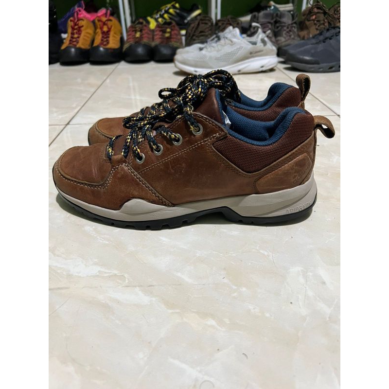 sepatu second outdoor Adidas rockstack