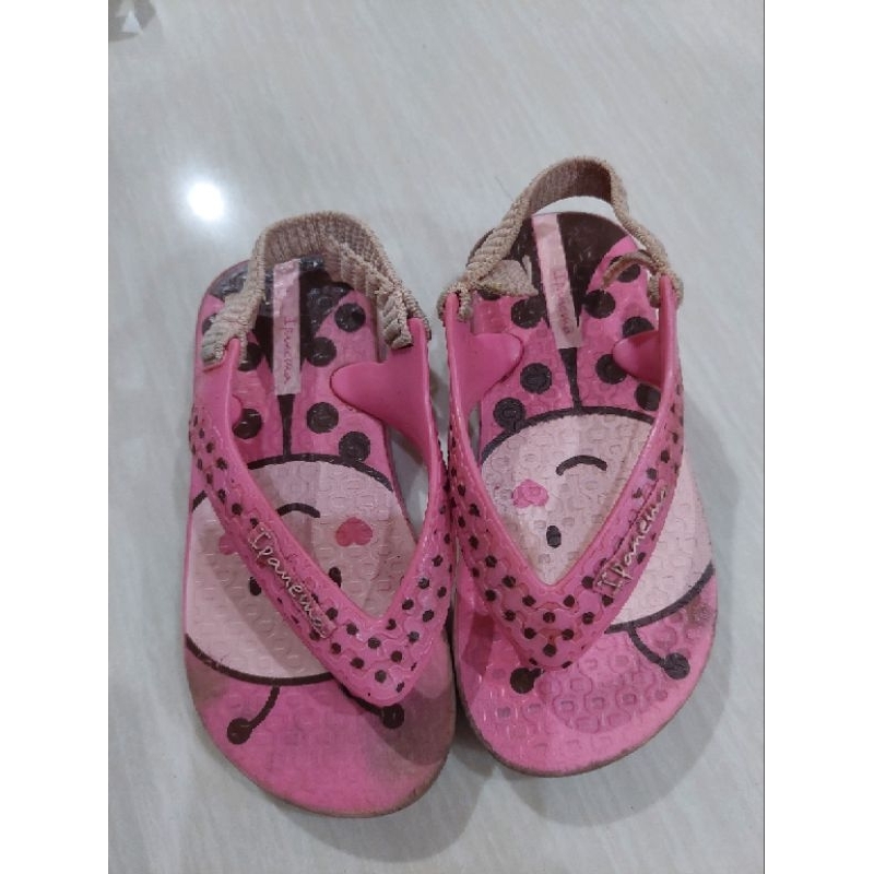 PRELOVED SANDAL JEPIT IPANEMA ORIGINAL ANAK PEREMPUAN