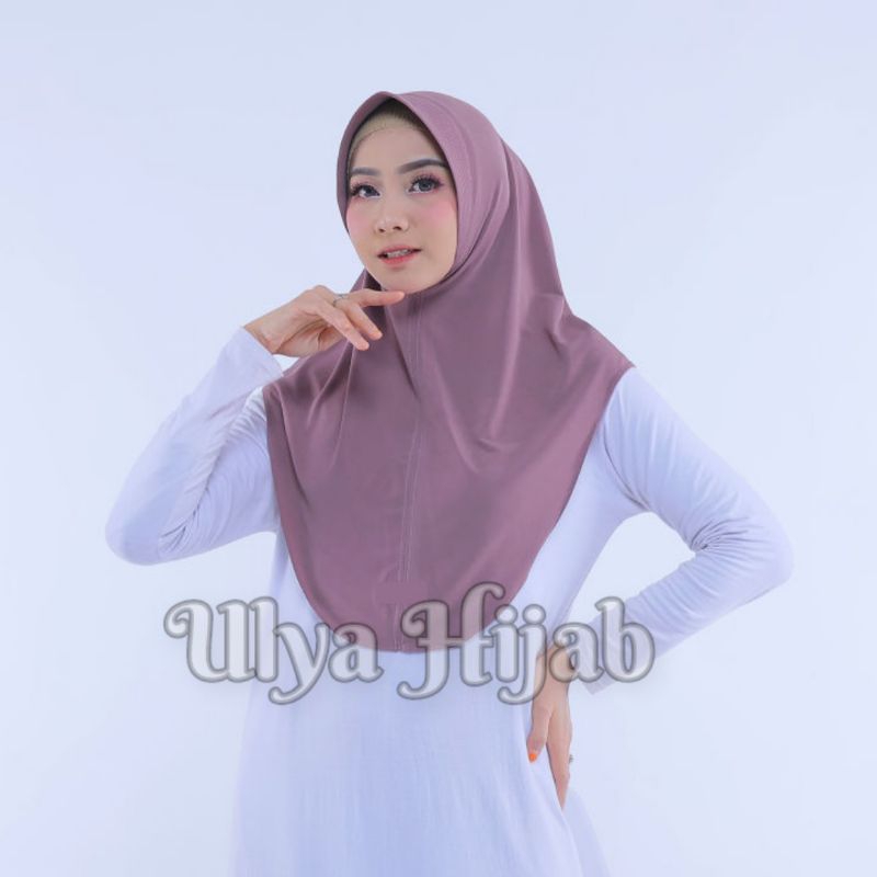 Hijab Bergo hamidah /pinguin size M Ulya Hijab