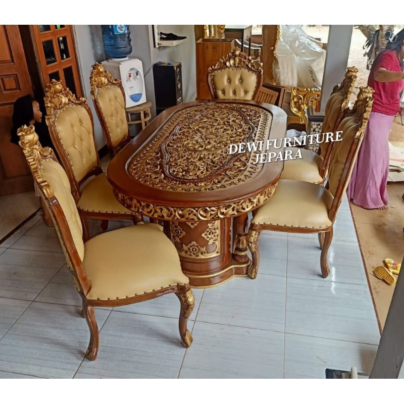 meja makan ukiran kayu jati