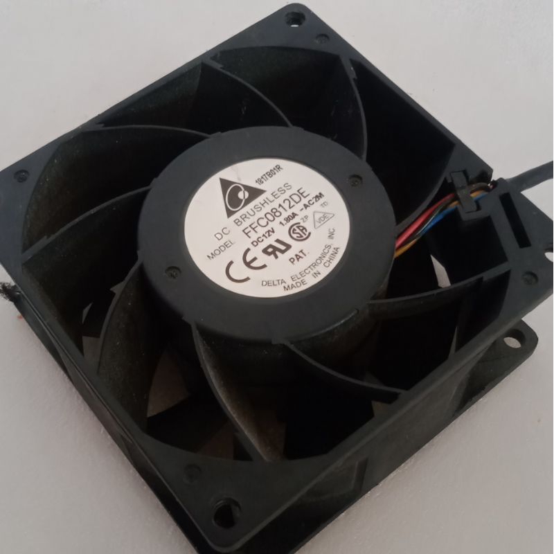 KIPAS FAN HIGH SPEED 8CM X 8CM 12 volt DC 1.3 amper  sampai 1,5 body tebal 4cm