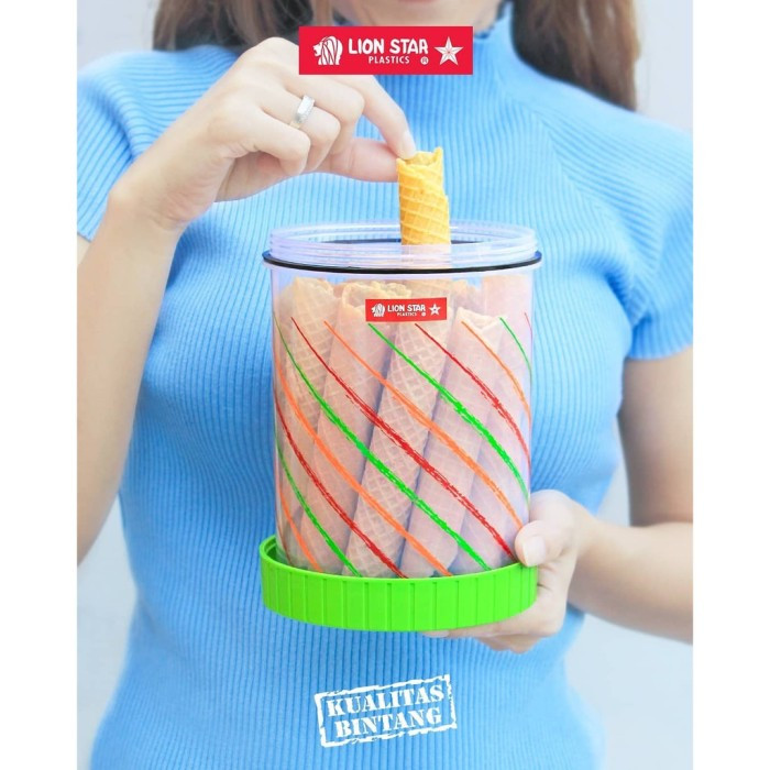 Toples Kue Wadah Makanan Bulat Tutup Putar  1,6 Liter Lion Star Tiffany Candy Pot (L) PT-6