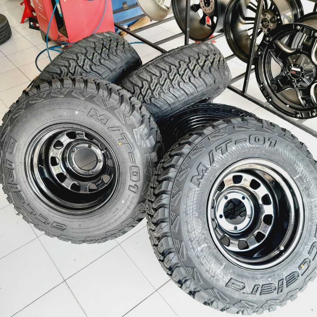 VELG DAYTONA R15X8 LUBANG BAUT 5X139,7 DAN 6X139,7 + BAN 31X10,5 R15 ACCELERA M/T