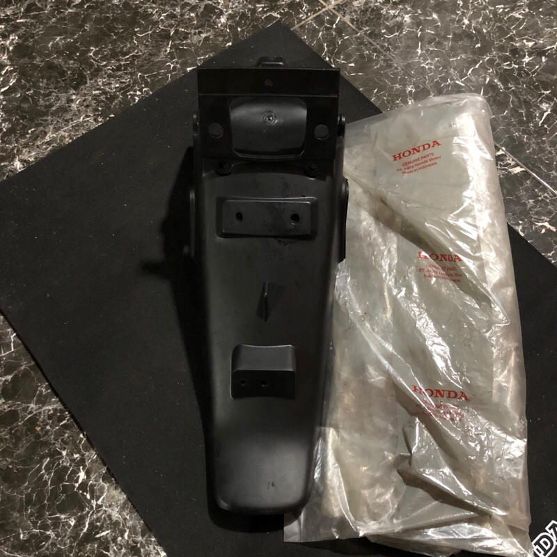 SPAKBOR/SLEBOR BELAKANG HONDA MEGAPRO OLD ORIGINAL (KODE PART 80100-KEH-930)