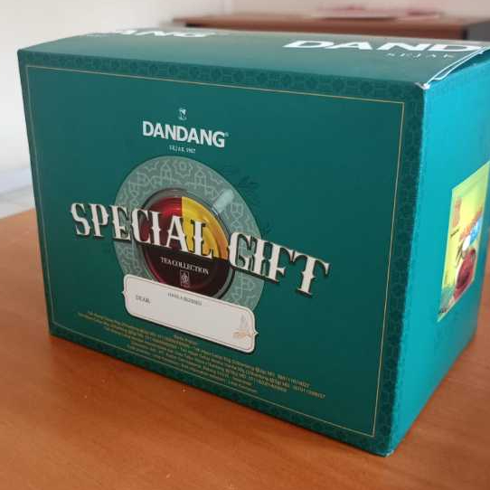 

Teh Dandang Teh Celup Teh Gula Special Gift Hampers (Paket Edisi Terbatas)