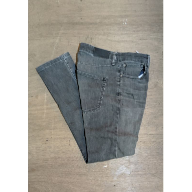 Tirajeans