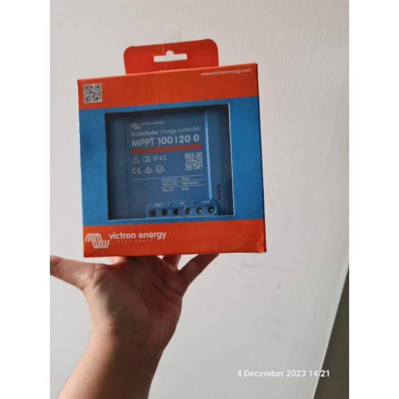 MPPT SCC VICTRON 100V/20A - SOLAR CHARGER CONTROLLER