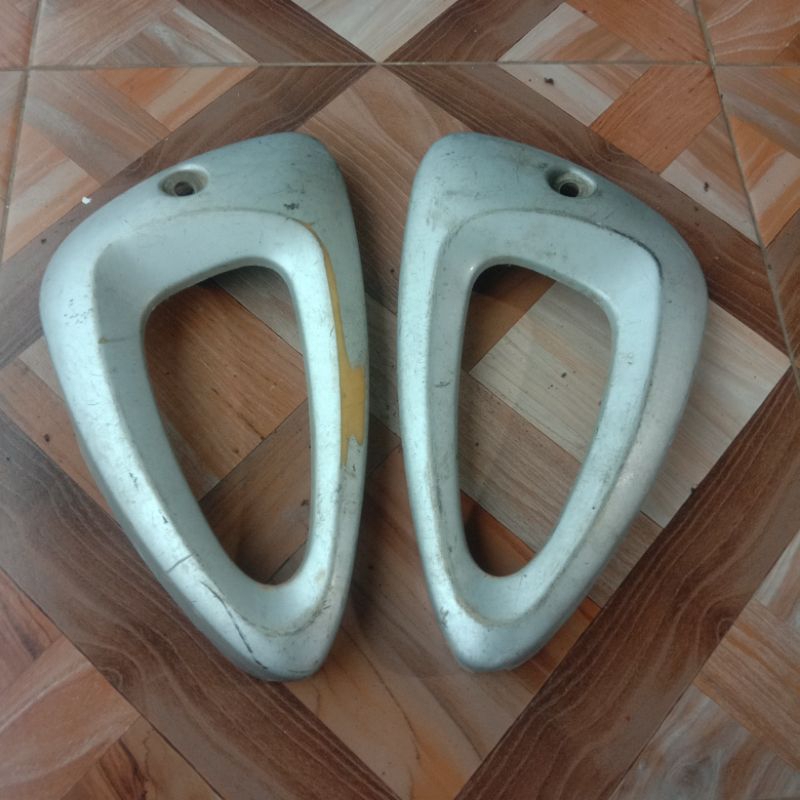 cover body kanan kiri Hyosung trail RX 125 tril karion tutup aki rangka silver