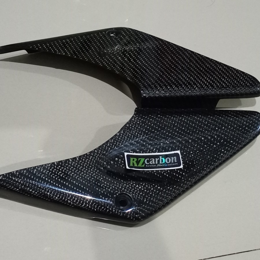 panel body tengah hitam ninja rr carbon kevlar