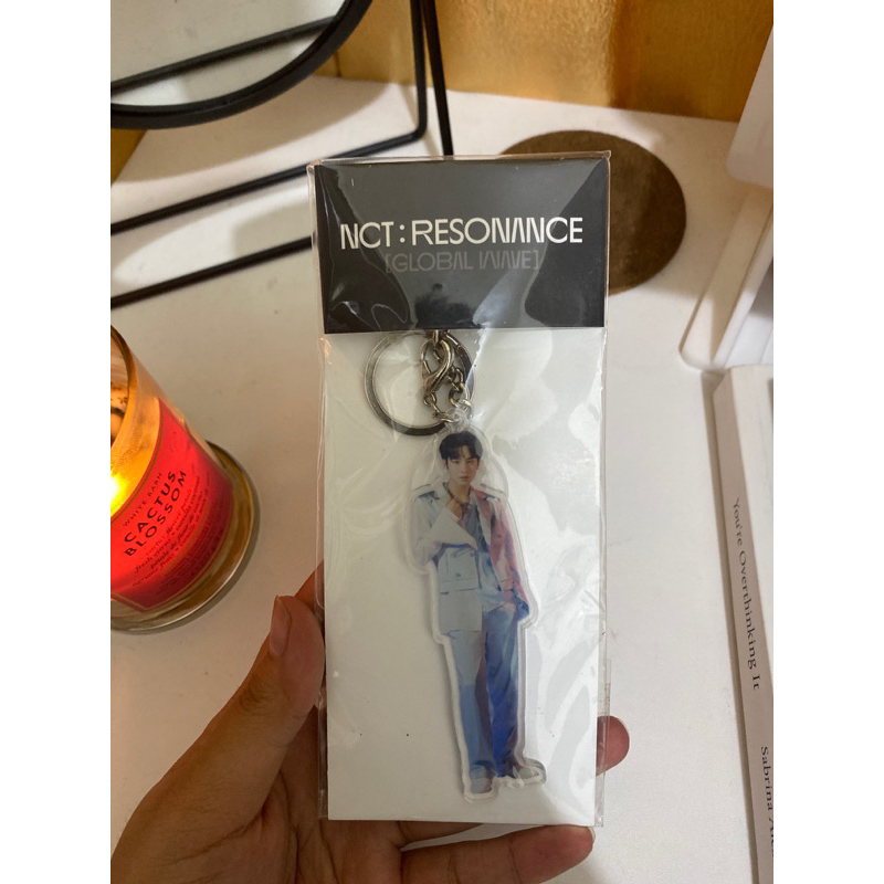 NCT RESONANCE JUNGWOO GLOBAL WAVE ACRYLIC KEYRING