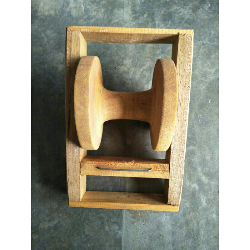 KATROL PENGGULUNG BENANG LAYANG LAYANG KATROL PENGGULUNG LAYANGAN BAHAN KAYU PILIHAN