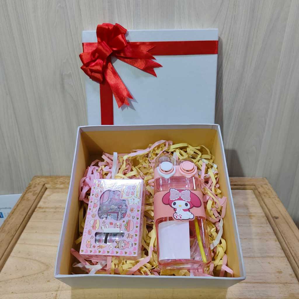 

HAMPERS NATAL PREMIUM SET BOTOL VIRAL HM03