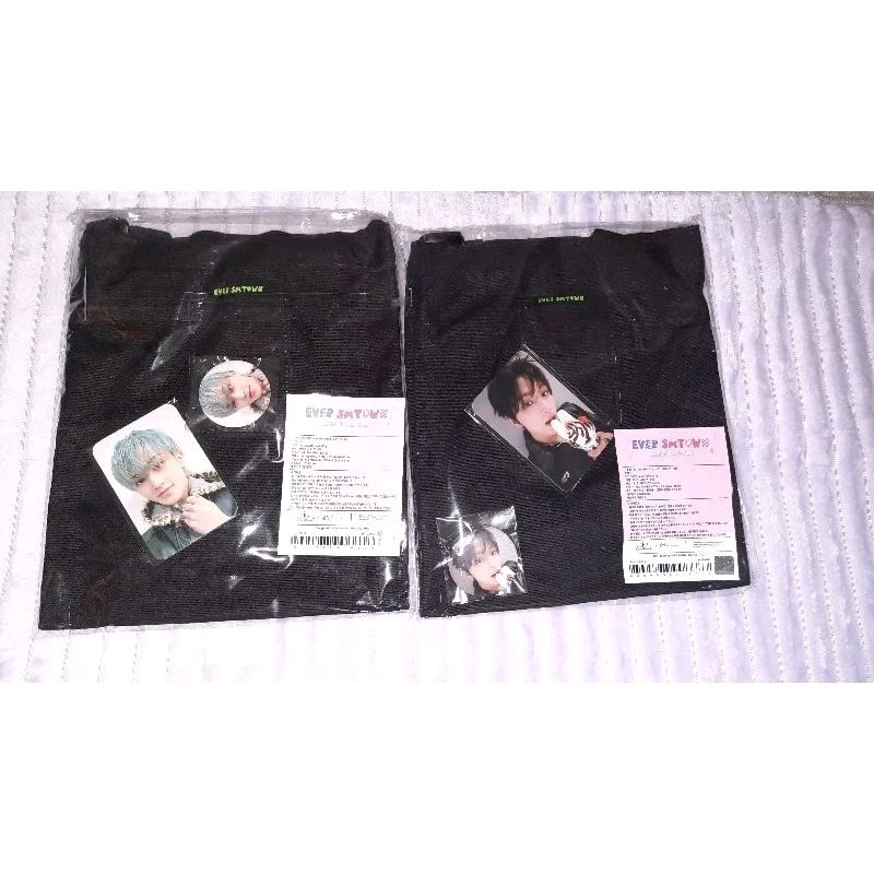 EVER SMTown CANVAS BAG + PHOTOCARD + PIN