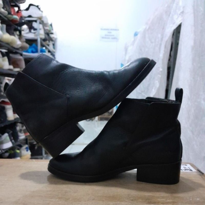 cole han kulit size 36
