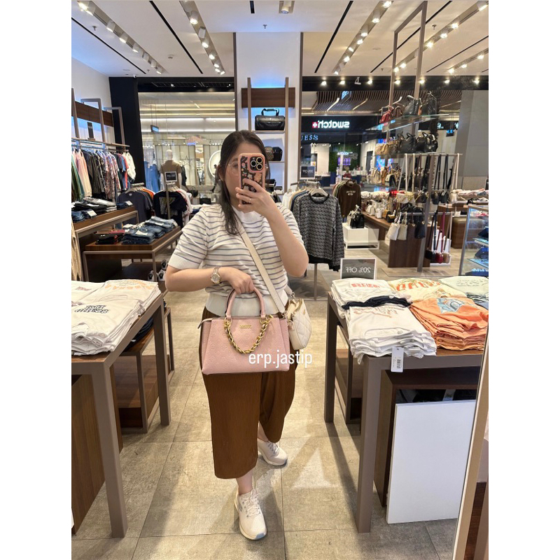 GUESS SALE 70% [END OF SEASON SALE]