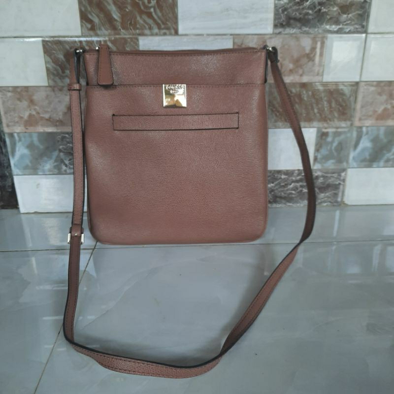 sling bag guess,,, pl