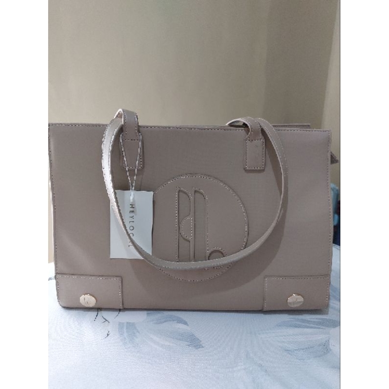 Tokyo tote bag Medium Beige by heylocal.id