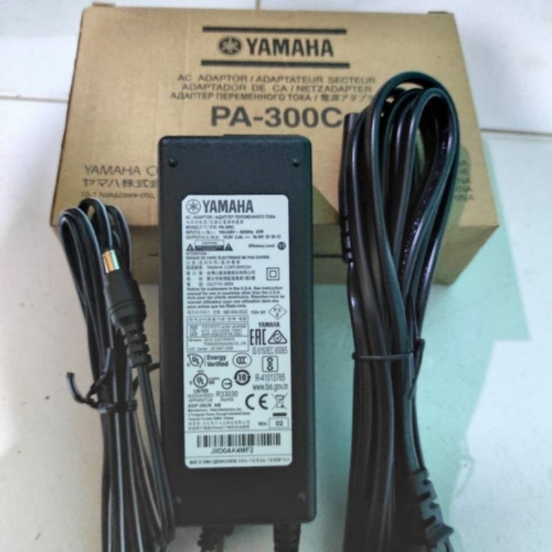 Adaptor Keyboard Yamaha PA-300C Original Khusus untuk PSR-S950, 750, dll.
