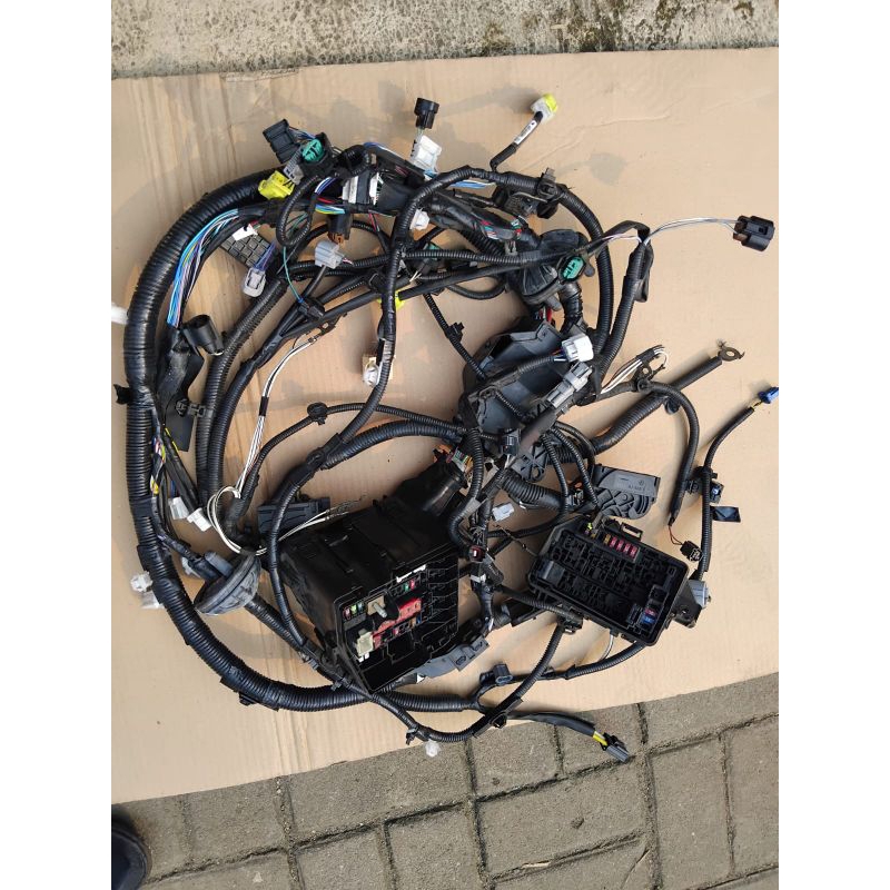 kabel body sienta yaris dan vios 82115-0d362