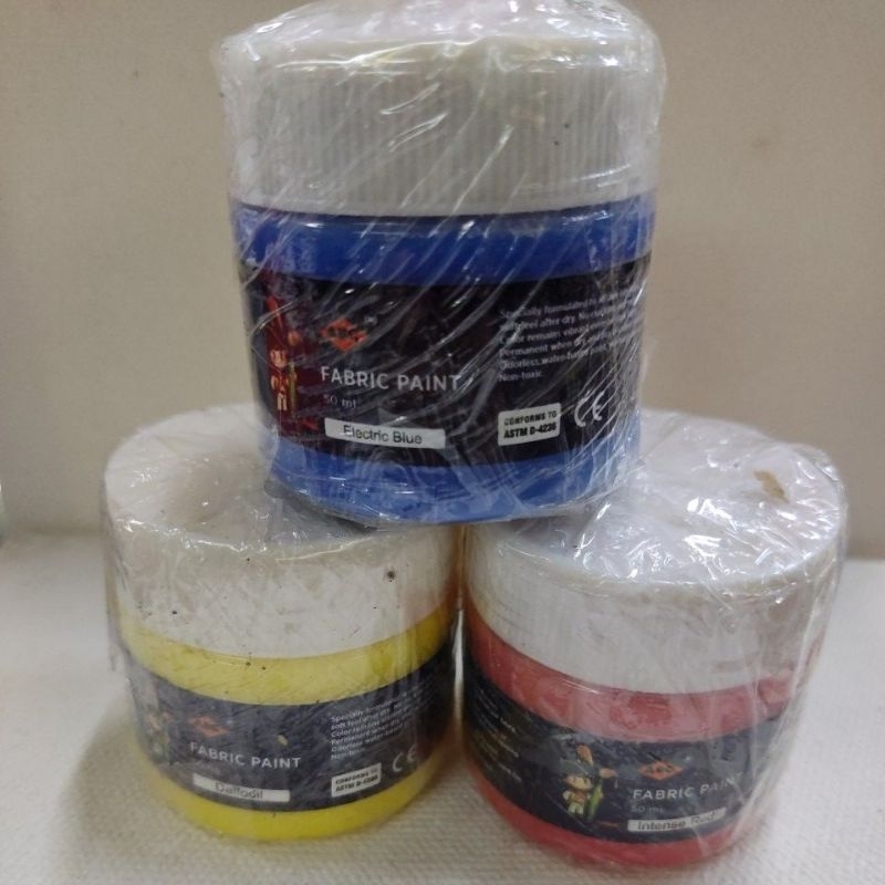 

ABC fabric paint / cat kain