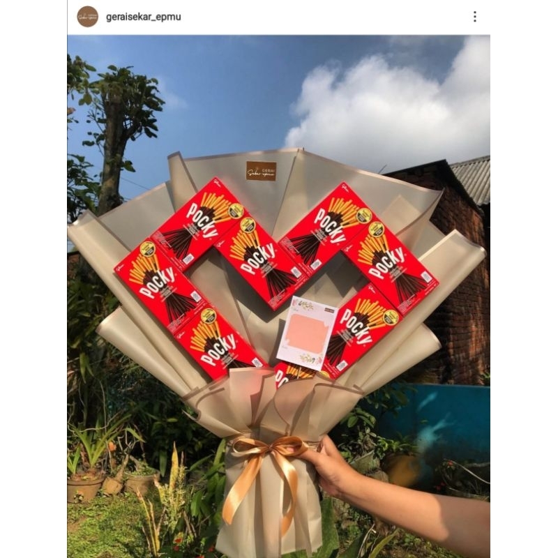 

Buket snack | Buket wisuda