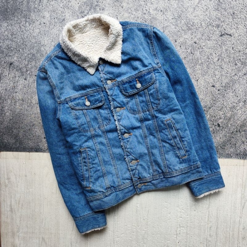 UNIQLO TRUCKER SHERPA JACKET