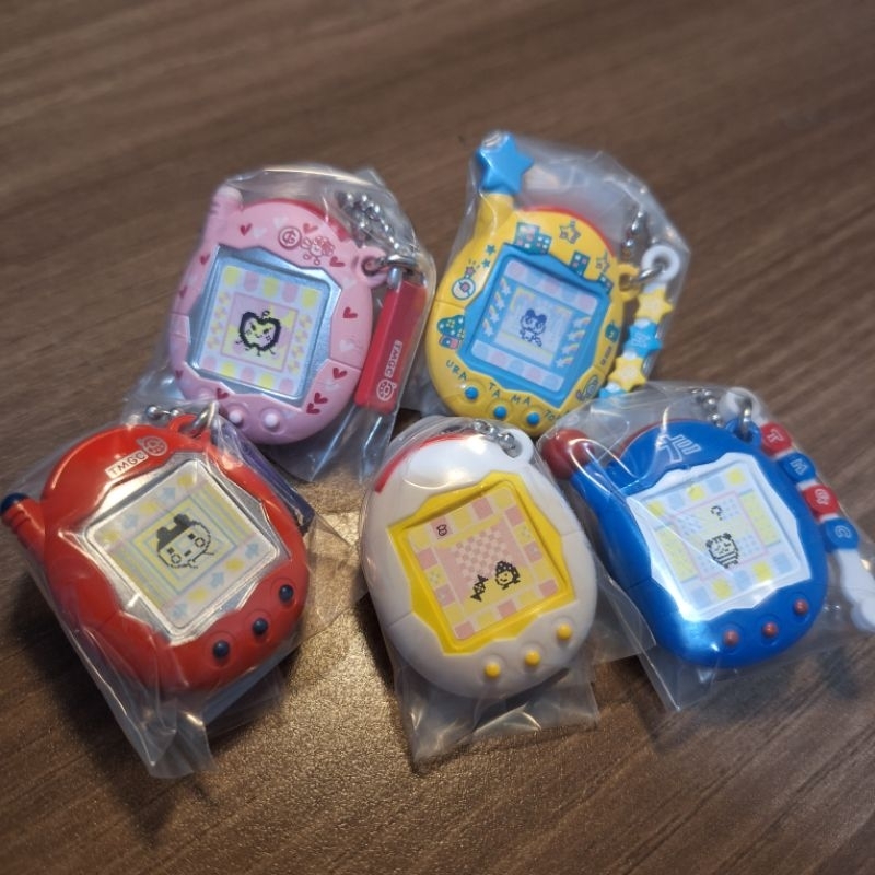 Tamagotchi gantungan bandai