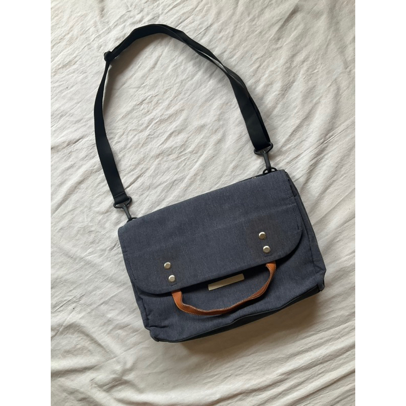 RawRow Mini Messanger Bag Preloved Original Murah