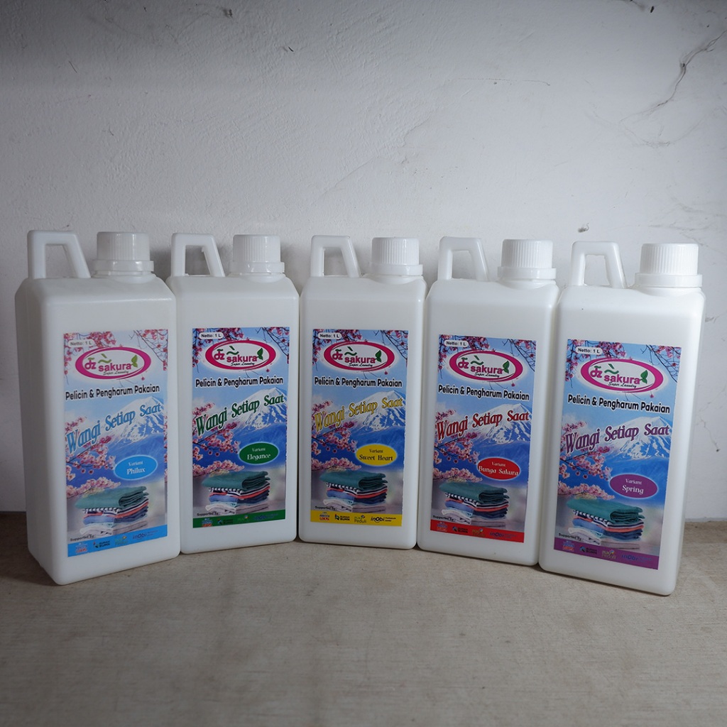 Pelicin dan Pengharum Pakaian Dz Sakura Laundry Botol Murah