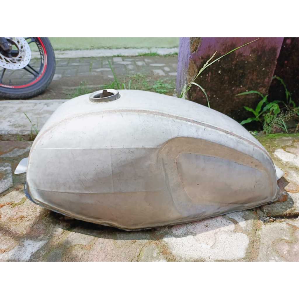 Tengki Vixion Old Motor Custom Japstyle